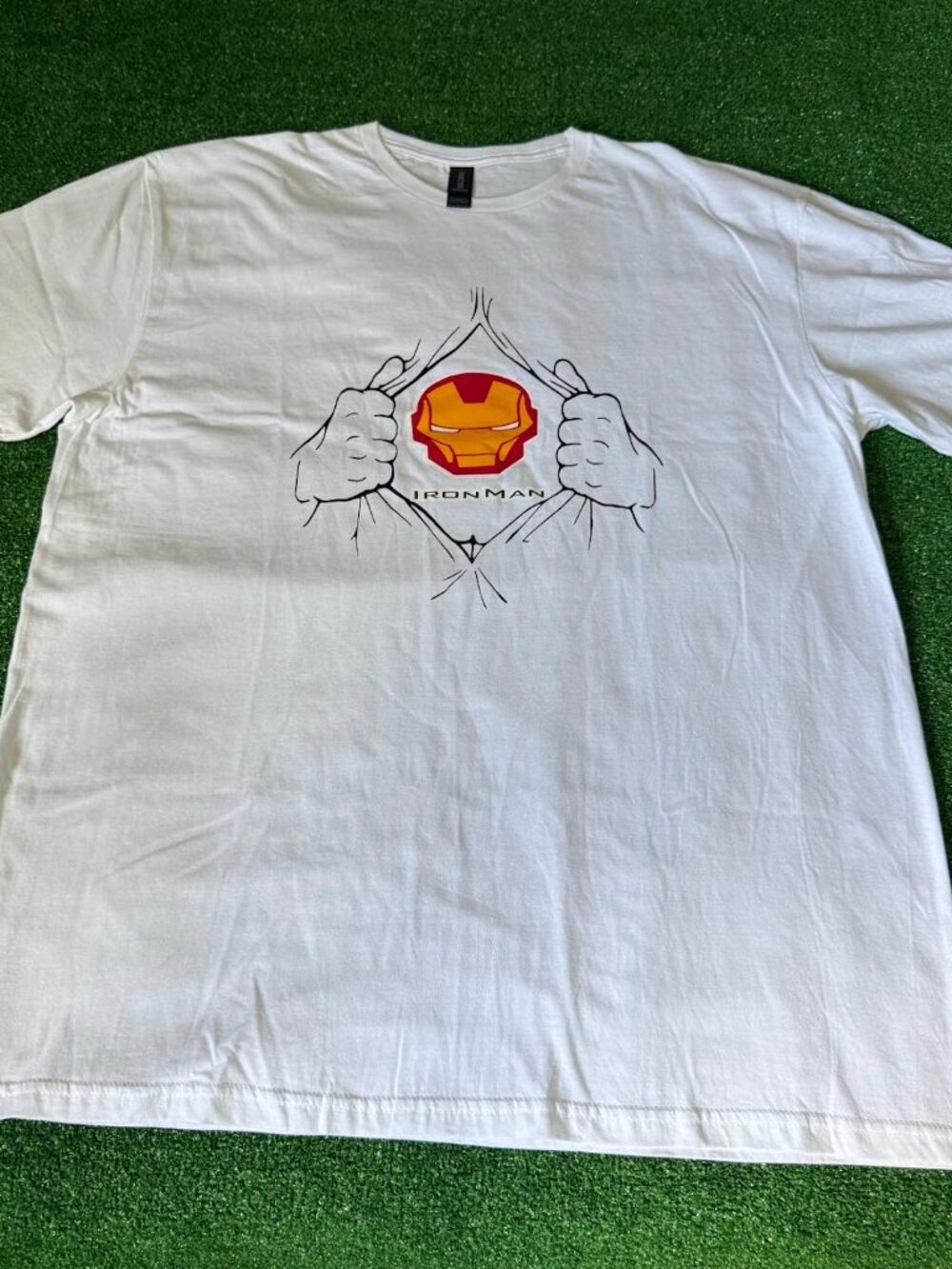 Gildan Short Sleeve Crew Neck Ironman White Softstyle T-Shirt Size XL